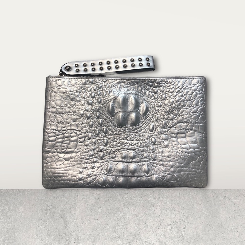 Fancy Clutch - Picture 2 of 8